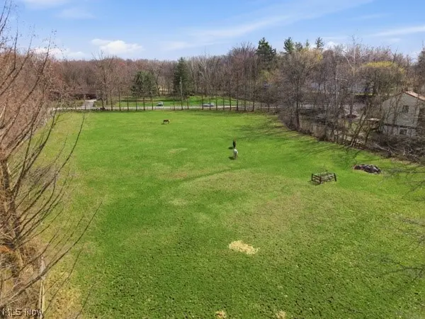7640 S Eastland Road, Middleburg Heights, OH 44017 - #2