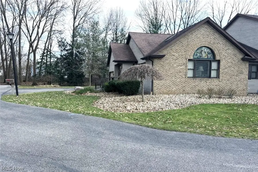 1151 Surrey Point Drive, Warren, OH 44484 - #3