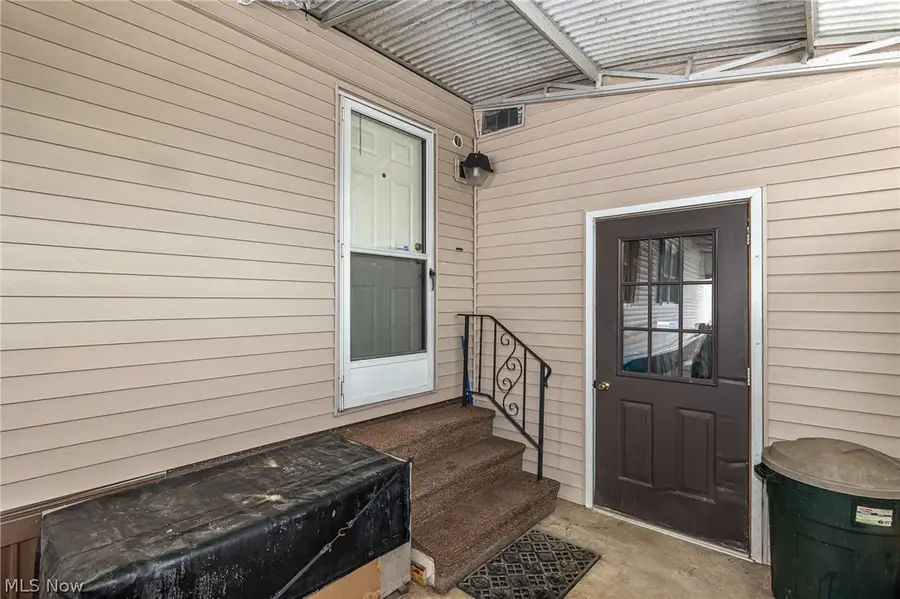 19 Sycamore Drive, Olmsted, OH 44138 - #3