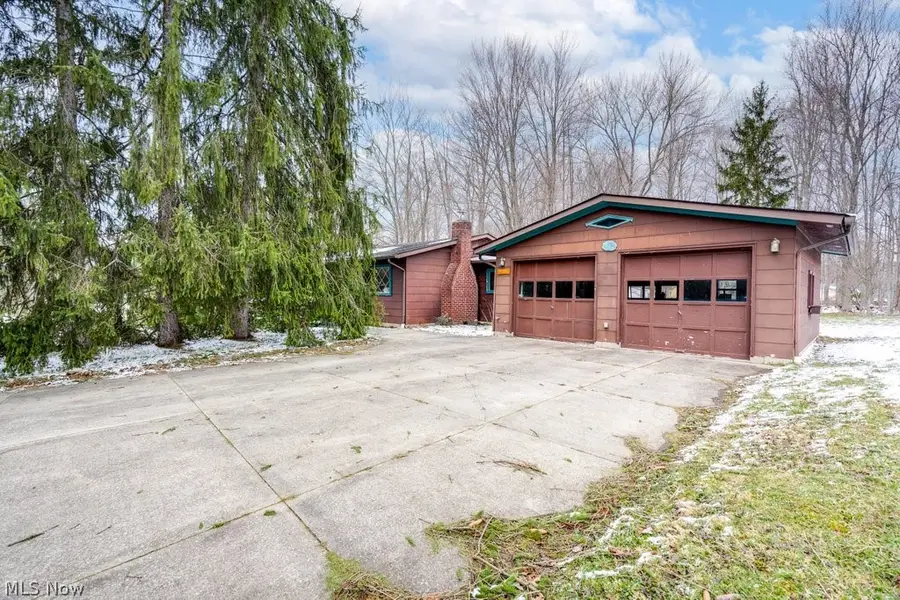 684 Sherwood Drive, Aurora, OH 44202 - #3