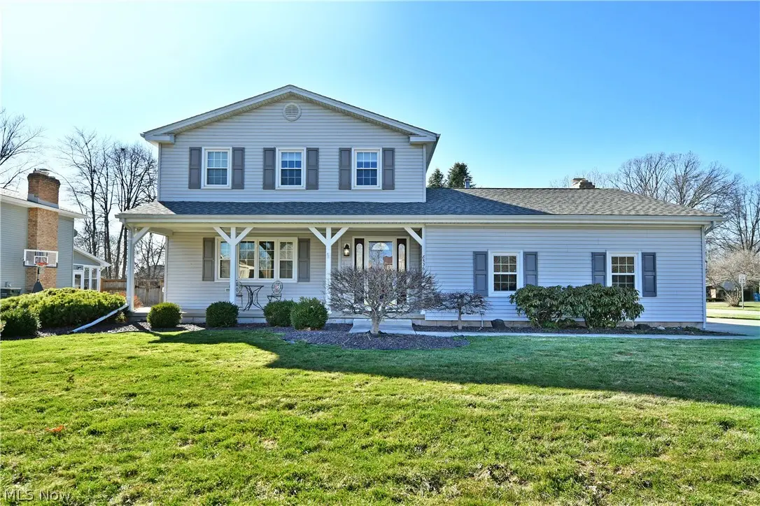 8536 Four Seasons Trail, Youngstown, OH 44514 - #1