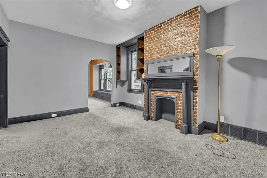 2129 E 30th Street, Lorain, OH 44055 - #2