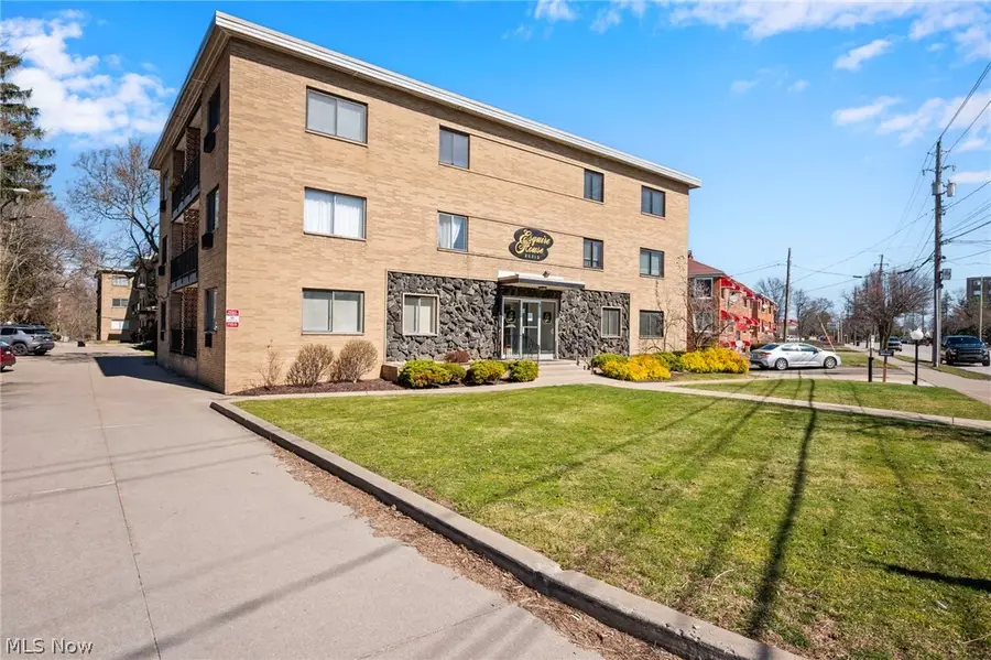 20312 Lorain Road #112, Fairview Park, OH 44126 - #2