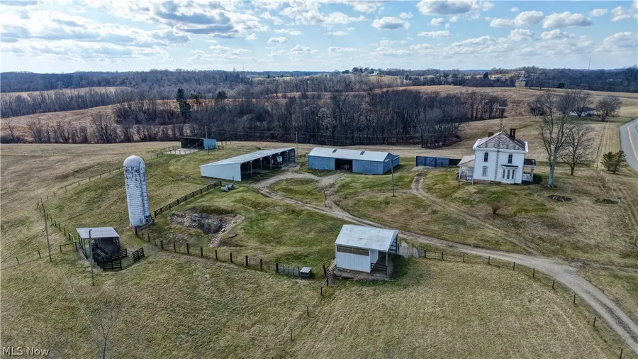 6040 Pinecrest Drive, Zanesville, OH 43701 - #2