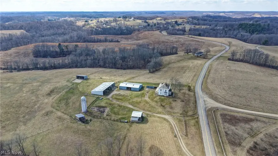 6040 Pinecrest Drive, Zanesville, OH 43701 - #3