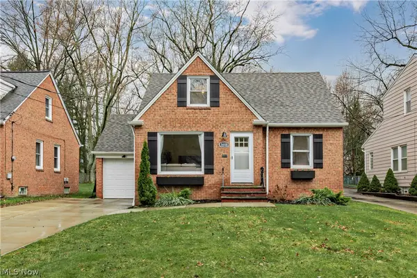 1608 Sunview Road, Lyndhurst, OH 44124