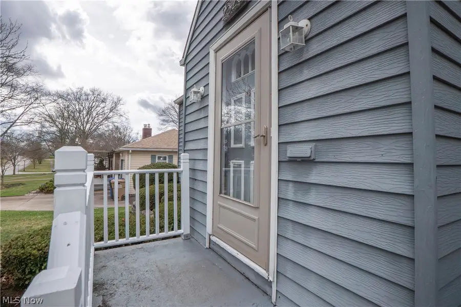 2528 N Haven Boulevard, Cuyahoga Falls, OH 44223 - #2