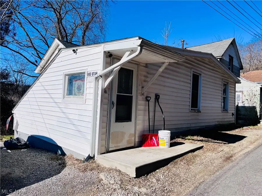 603 Utah Lane, Chester, WV 26034 - #3