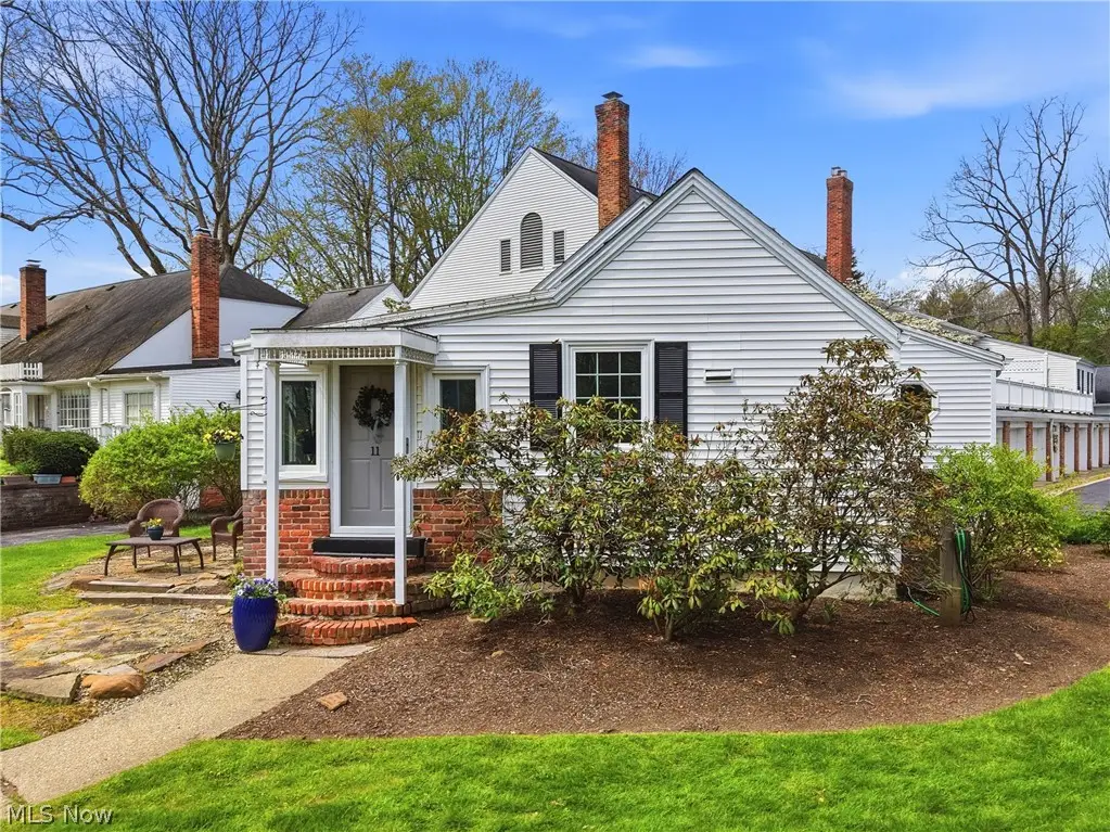 14661 Hillbrook N Lane #11, Chagrin Falls, OH 44022 - #1