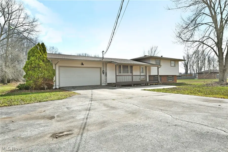 6883 Palmyra Sw Road, Warren, OH 44481 - #2