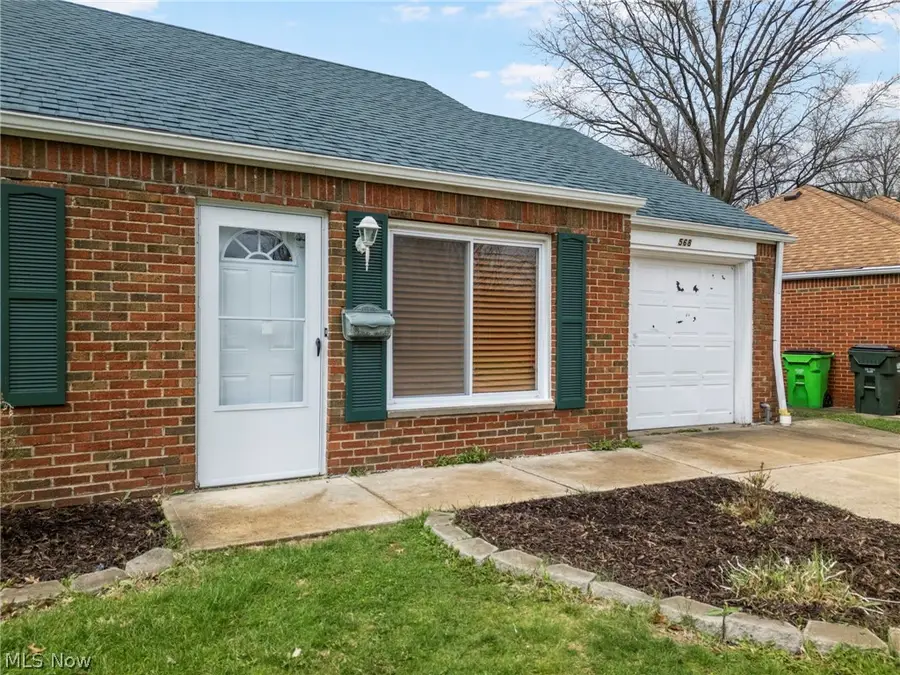 568 Sycamore Drive, Euclid, OH 44132 - #2