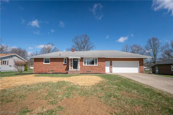 781 Leeman Drive, New Franklin, OH 44319