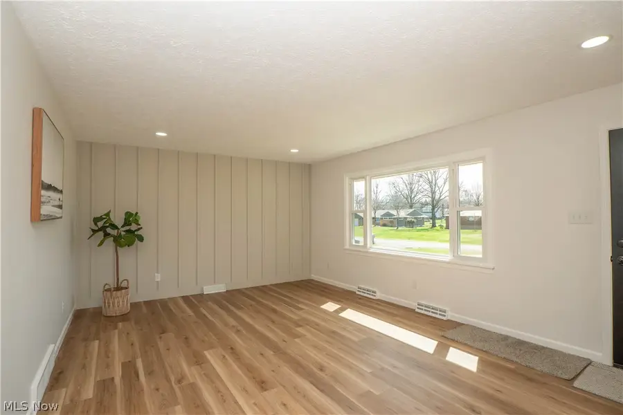 781 Leeman Drive, New Franklin, OH 44319 - #3