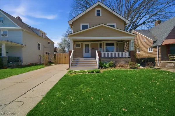 2084 Olive Avenue, Lakewood, OH 44107