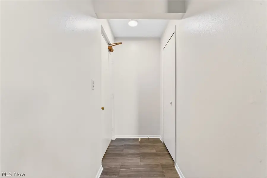 1930 King James #205, Westlake, OH 44145 - #3