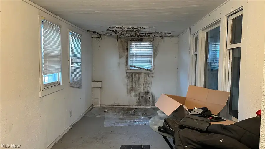 12628 Iroquois Avenue, Cleveland, OH 44108 - #2