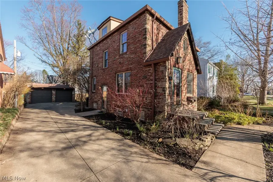 3464 Tuttle Avenue, Cleveland, OH 44111 - #3