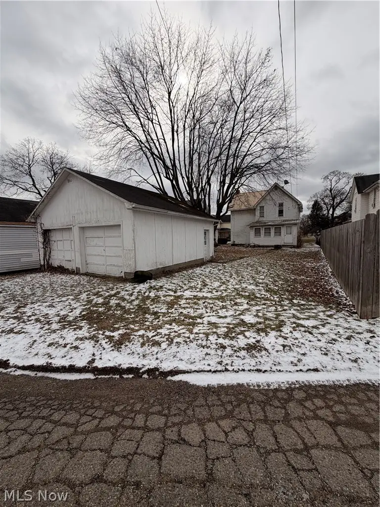 912 Orchard Street, Coshocton, OH 43812 - #3