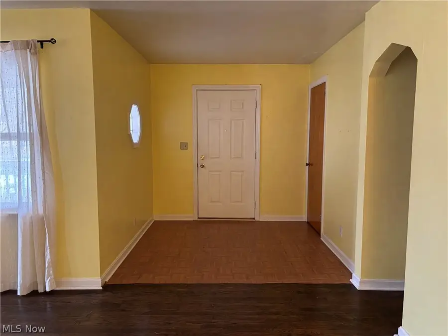 6180 Northlawn Avenue, Boardman, OH 44512 - #2