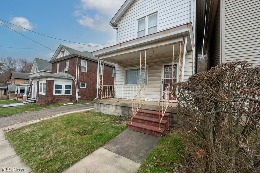 1055 Ambrose Avenue, East Liverpool, OH 43920 - #3