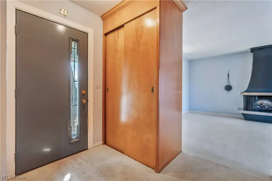 1381 Circle Hill Se Road, North Canton, OH 44720 - #3