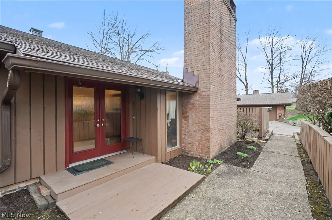 716-7 Claridge Lane, Aurora, OH 44202 - #1