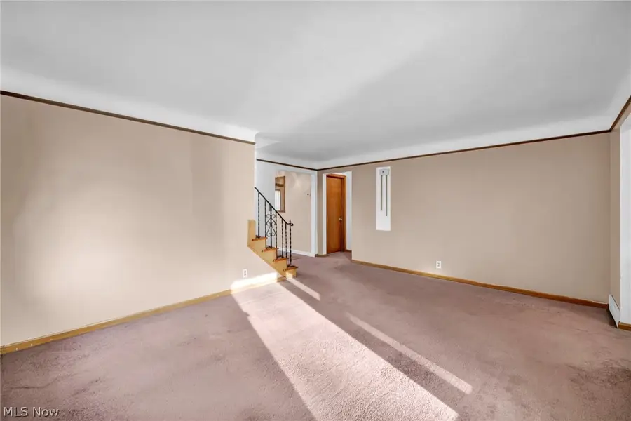 6471 Kerneywood Road, Parma, OH 44129 - #3