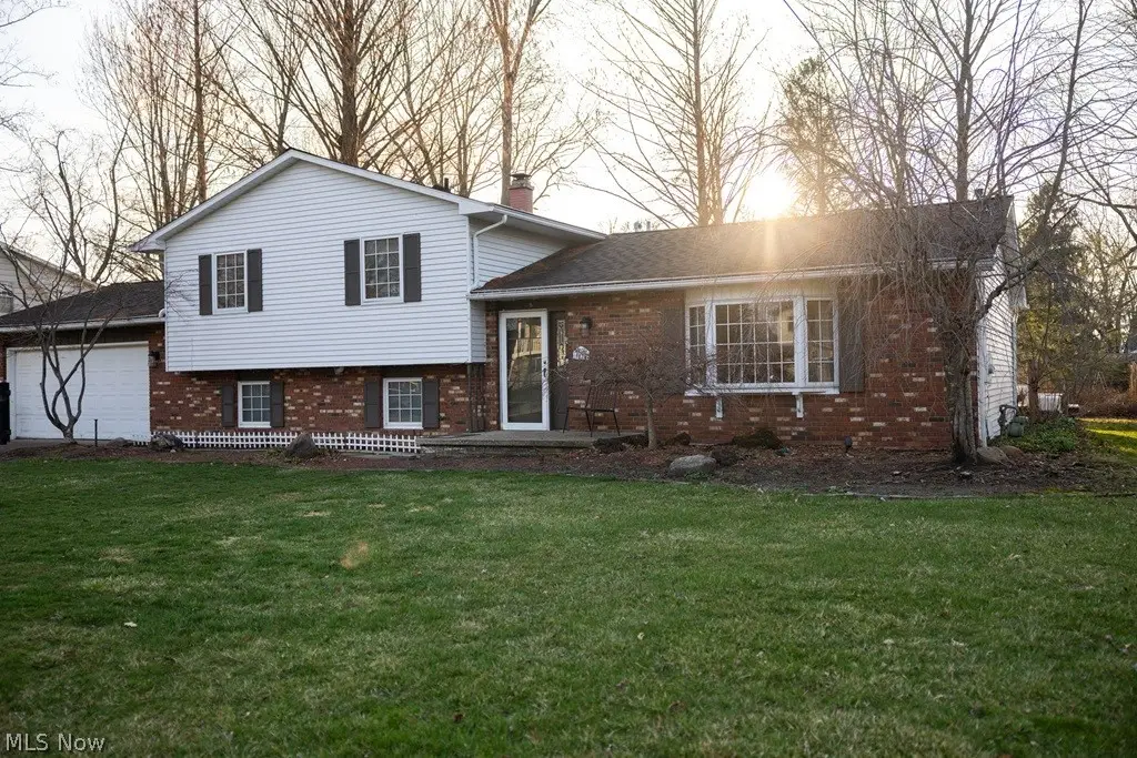 1010 Royal Drive, Amherst, OH 44001 - #1