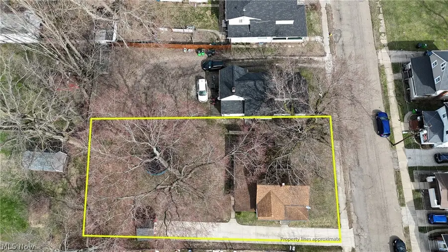 30 22nd Nw Street, Barberton, OH 44203 - #3