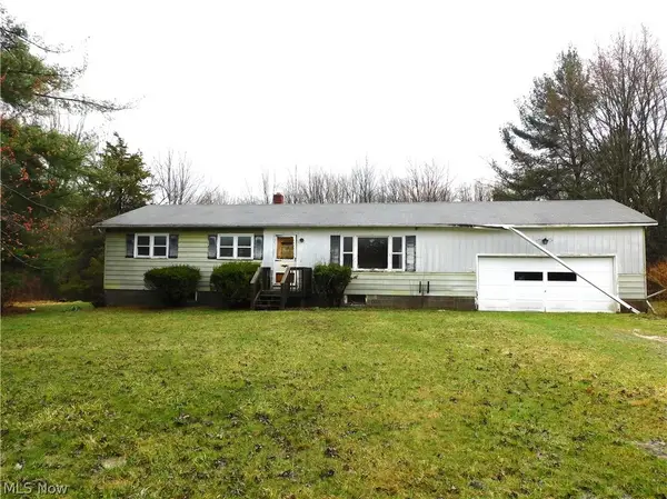 1790 Dadeyville Road, Austinburg, OH 44010