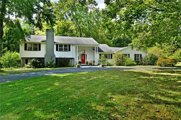 4810 Logan Way, Hubbard, OH 44425