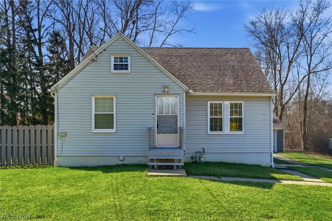 9614 Ravenna Road, Twinsburg, OH 44087 - #1