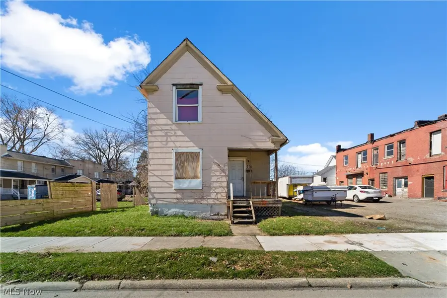 796 Sherman, Akron, OH 44311 - #2