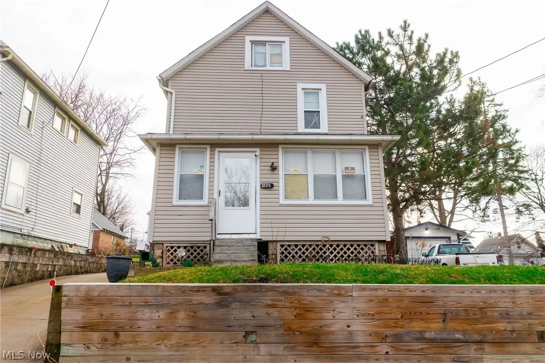 2125 10th Sw Street, Akron, OH 44314 - #1