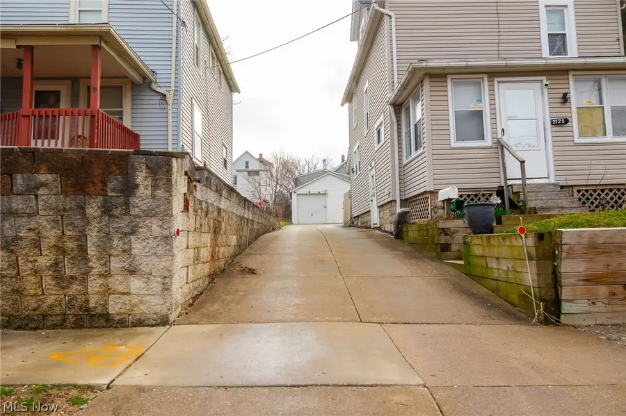 2125 10th Sw Street, Akron, OH 44314 - #3