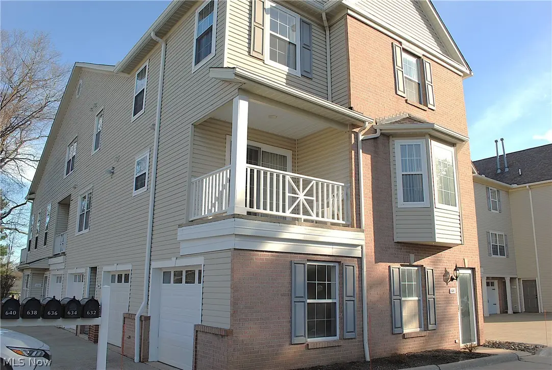 636 Tollis Parkway, Broadview Heights, OH 44147 - #1