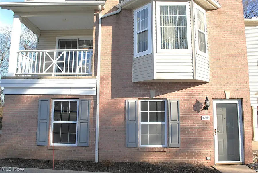 636 Tollis Parkway, Broadview Heights, OH 44147 - #3