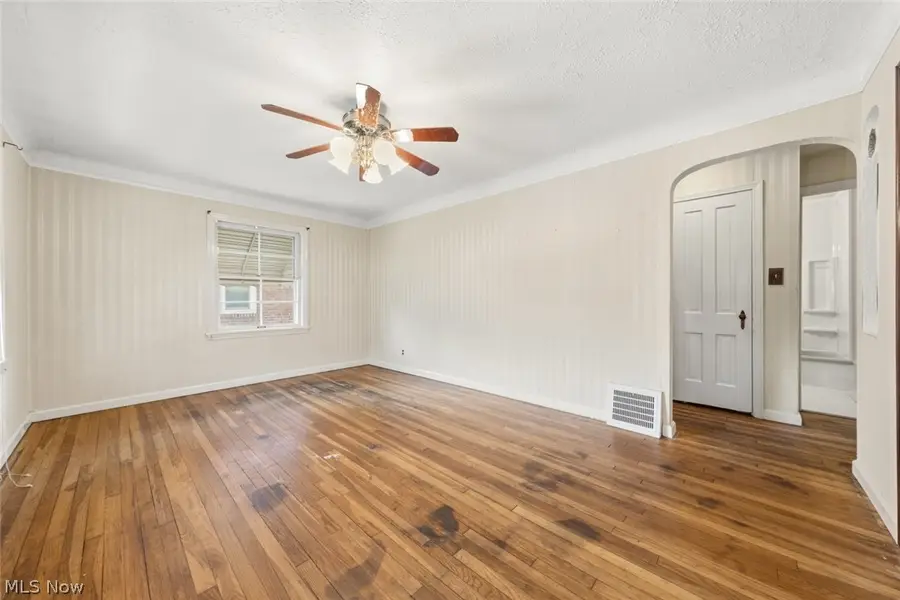 344 E 246th Street, Euclid, OH 44123 - #3