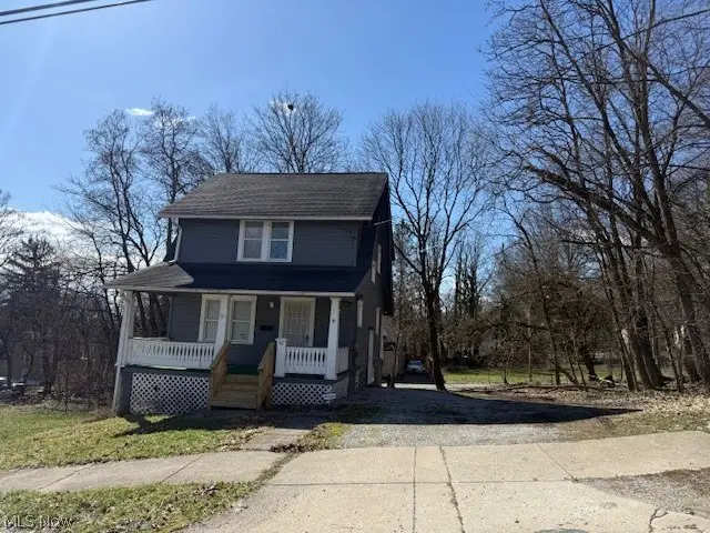 692 W Thornton Street, Akron, OH 44307 - #2