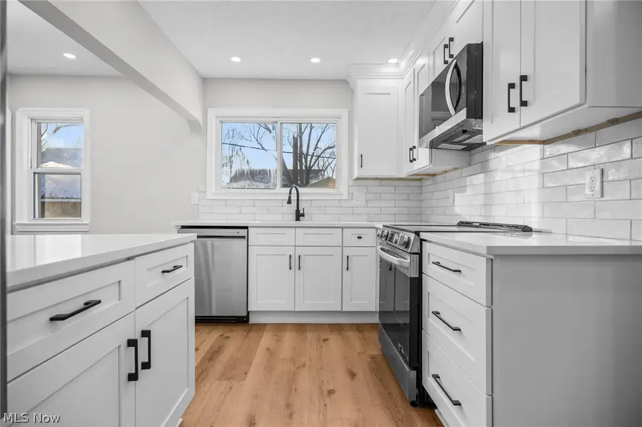 3639 Hillward Drive, Willoughby, OH 44094 - #3