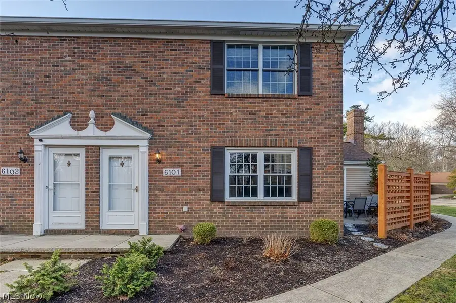 6101 Cabot Court, Mentor, OH 44060 - #2