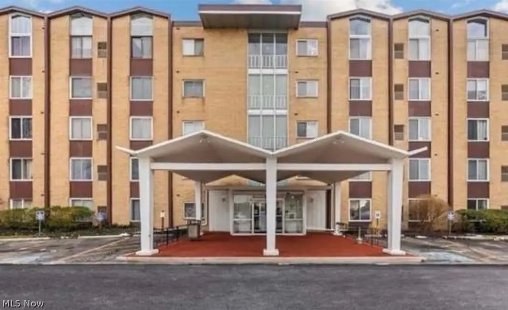 25735 Lorain Road #120, North Olmsted, OH 44070 - #1