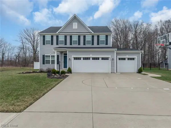 4955 Clifton Mill Drive, North Ridgeville, OH 44039