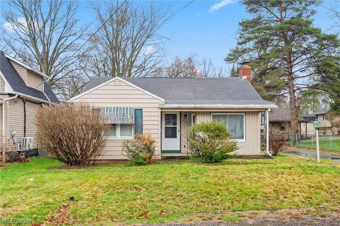 423 S 14th Street, Sebring, OH 44672 - #1