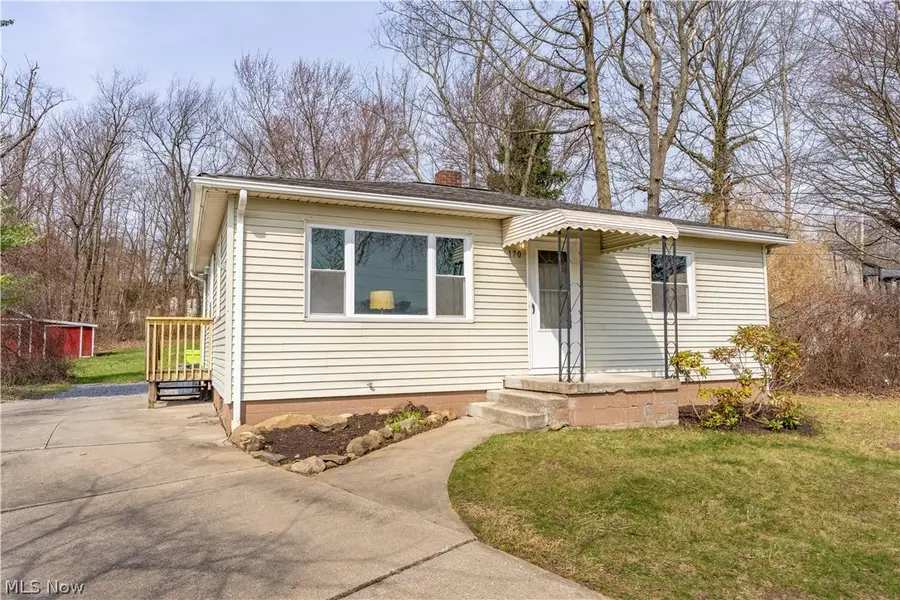 170 S Thomas Road, Tallmadge, OH 44278 - #2