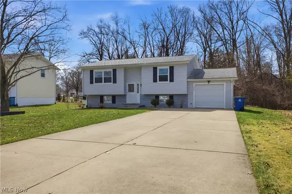 1764 Dumont Drive, Mineral Ridge, OH 44440