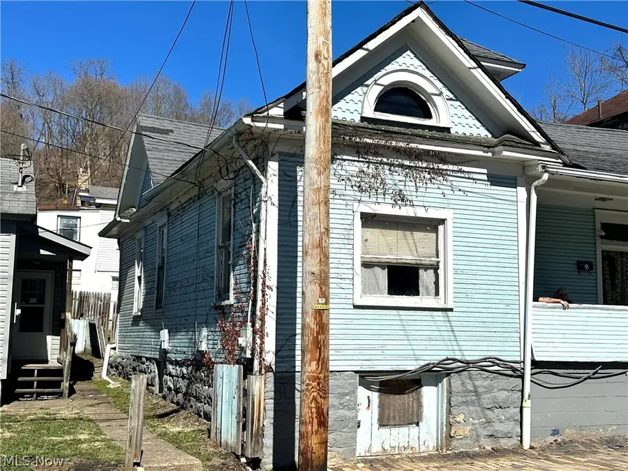 233 W Ninth Street #2, East Liverpool, OH 43920 - #2