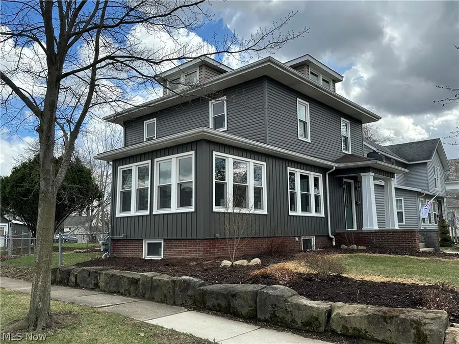 403 Park Street, Willard, OH 44890 - #3