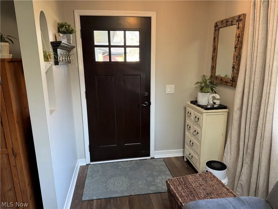 28575 Holly Drive, North Olmsted, OH 44070 - #3