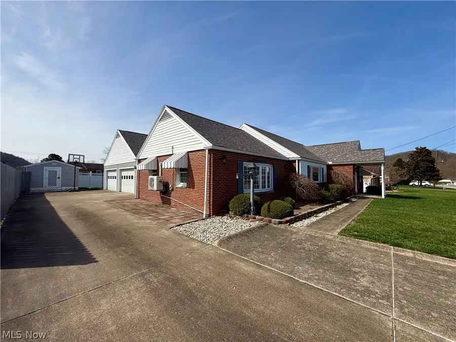 316 Clema Avenue, Saint Marys, WV 26170 - #2